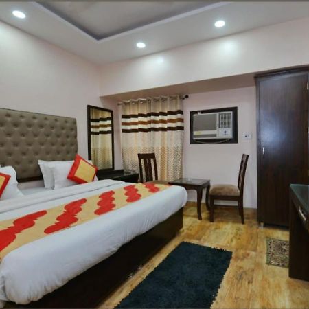 Hotel Green Snapper'100 M From Delhi University Near Isbt Kashmiri Gate Yeni Delhi Dış mekan fotoğraf